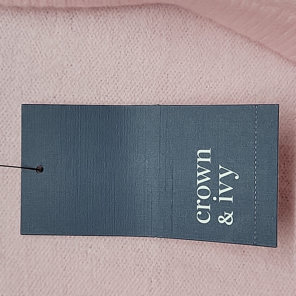 Crown & Ivy Pink Cardigan with Gold Heart Buttons - Picture 6 of 14